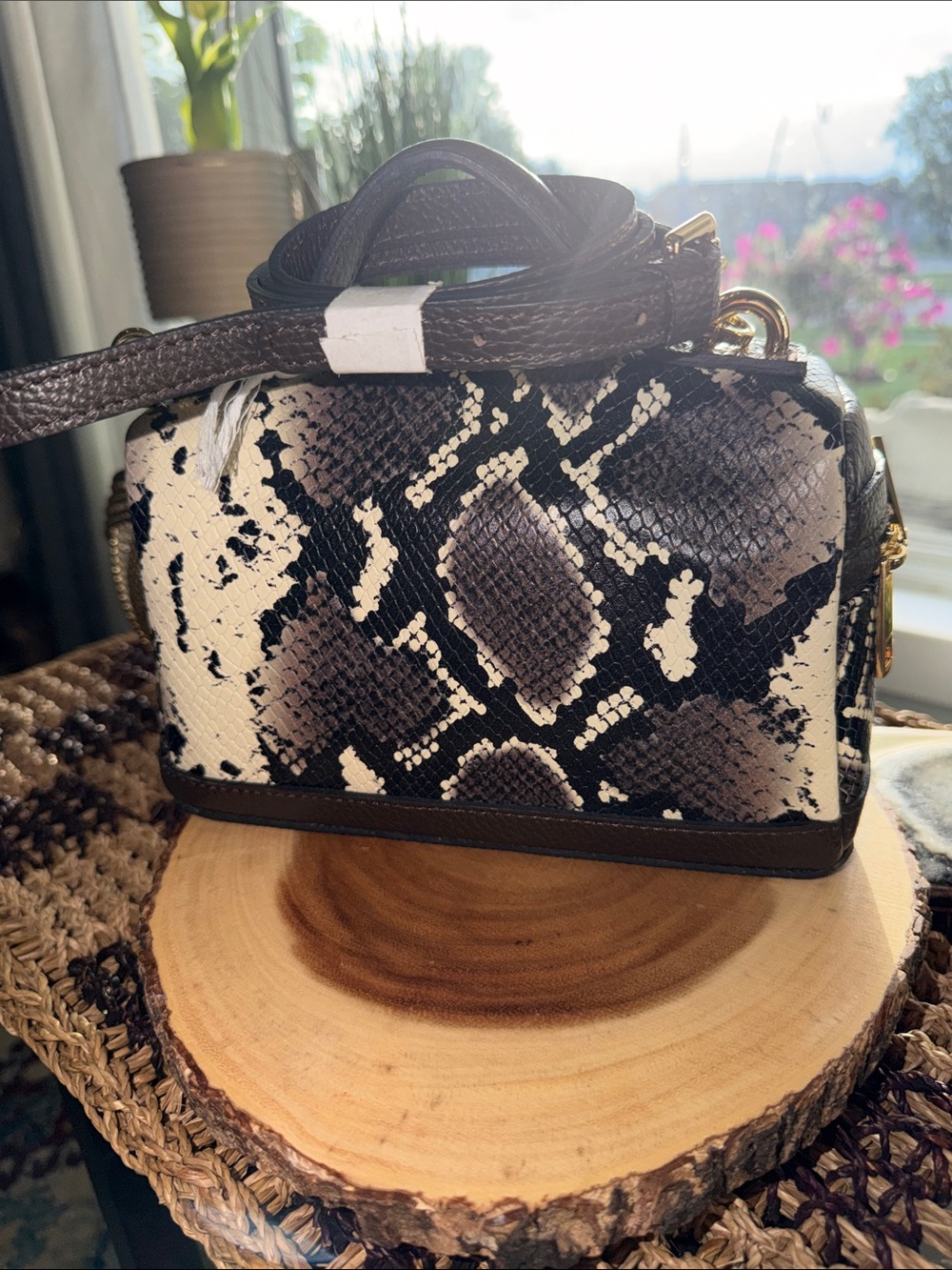 Python-Texture Top Handle Crossbody Bag in Black and Cream - Picture 2 of 7